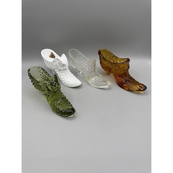 Fenton Glass Shoe Hobnail Cat Head Set 2 - Daisy Button Set Two Amber White - Picture 1 of 13